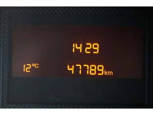 Opel Movano 2.2D 140pk Bakwagen met laadklep 1.060kg laadvermogen 05-2022 ActivLease financial lease