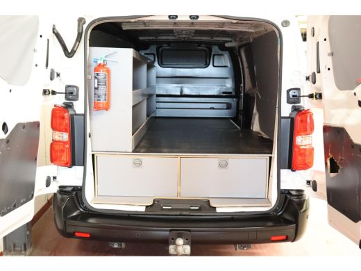 Opel Vivaro 1.5 CDTI L2H1 LANG IMPERIAAL EN TREKHAAK ActivLease financial lease