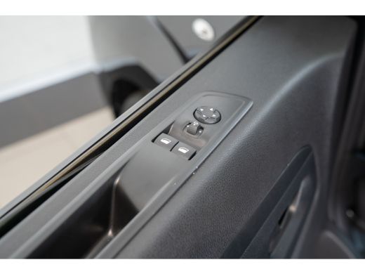 Opel Vivaro 2.0 CDTI L2H1 180PK Automaat | Camera | Navigatie | Parkeersensoren | Apple Carplay & Android Aut... ActivLease financial lease