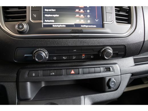 Opel Vivaro 2.0 CDTI L2H1 180PK Automaat | Camera | Navigatie | Parkeersensoren | Apple Carplay & Android Aut... ActivLease financial lease