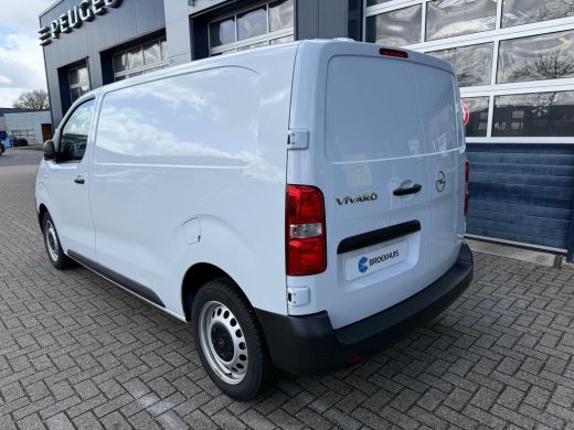 Opel Vivaro 2.0 Diesel 145 L2 | 3 Zitplaatsen | Camera | Voorstoelen & Stuur Verwarmd | Cruise | DAB | ActivLease financial lease