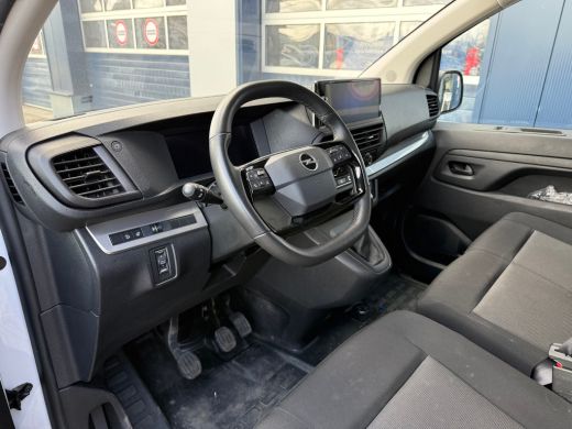 Opel Vivaro 2.0 Diesel 145 L2 | 3 Zitplaatsen | Camera | Voorstoelen & Stuur Verwarmd | Cruise | DAB | ActivLease financial lease