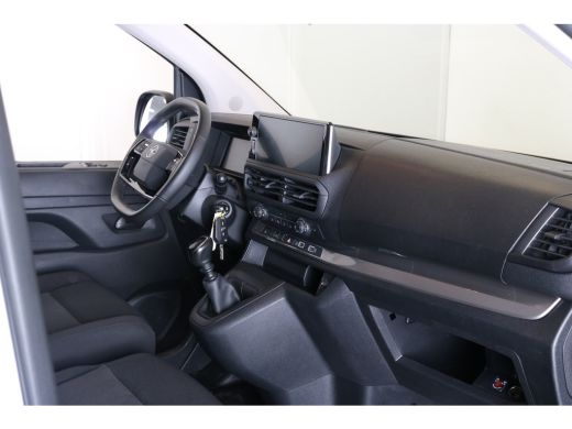 Opel Vivaro 2.0 Diesel 145 L2 | Imperiaal | 3 Zitplaatsen | Camera | Voorstoelen & Stuur Verwarmd | Cruise | ... ActivLease financial lease