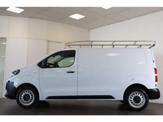Opel Vivaro 2.0 Diesel 145 L2 | Imperiaal | 3 Zitplaatsen | Camera | Voorstoelen & Stuur Verwarmd | Cruise | ... ActivLease financial lease