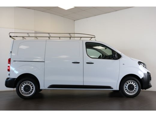 Opel Vivaro 2.0 Diesel 145 L2 | Imperiaal | 3 Zitplaatsen | Camera | Voorstoelen & Stuur Verwarmd | Cruise | ... ActivLease financial lease