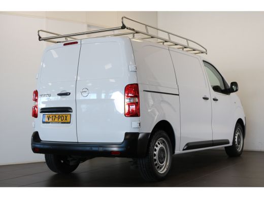 Opel Vivaro 2.0 Diesel 145 L2 | Imperiaal | 3 Zitplaatsen | Camera | Voorstoelen & Stuur Verwarmd | Cruise | ... ActivLease financial lease