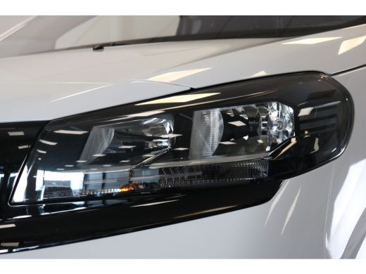 Opel Vivaro 2.0 Diesel 145 L2 | Imperiaal | 3 Zitplaatsen | Camera | Voorstoelen & Stuur Verwarmd | Cruise | ... ActivLease financial lease