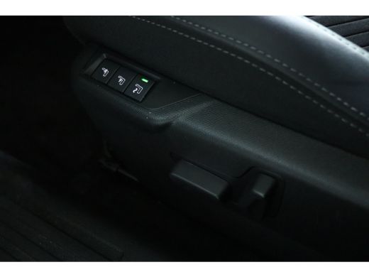 Peugeot 2008 1.2 Hybrid 145 GT | Adapt. Cruise | Stoelverwarming | 360 Camera | Massage | Navi | Keyless | Car... ActivLease financial lease