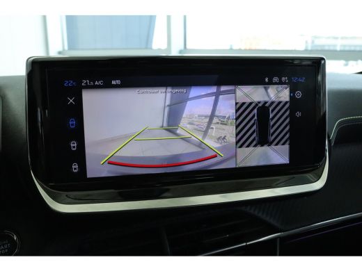 Peugeot 208 1.2 Hybrid 145 e-DCS6 GT | Adapt. Cruise | 360 Camera | Keyless | Climate | Carplay | Navi | LMV ... ActivLease financial lease