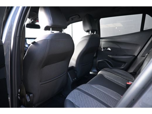 Peugeot e-2008 EV Allure 54 kWh 3 Fase 94,7%SOH! | Navigatie | Achteruitrijcamera | Climate Control | Full-LED |... ActivLease financial lease