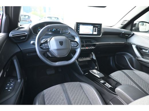 Peugeot e-2008 EV Allure 54 kWh 3 Fase 94,7%SOH! | Navigatie | Achteruitrijcamera | Climate Control | Full-LED |... ActivLease financial lease