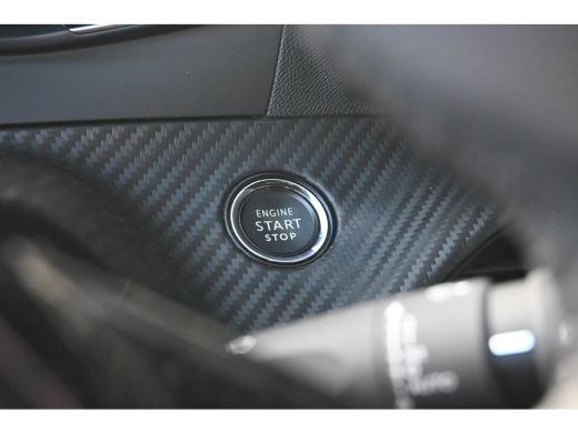 Peugeot e-2008 EV Allure 54 kWh 3 Fase 94,7%SOH! | Navigatie | Achteruitrijcamera | Climate Control | Full-LED |... ActivLease financial lease