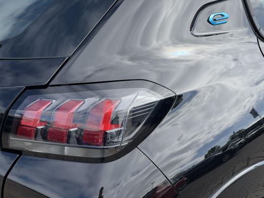 Peugeot e-208 EV Active Pack 50 kWh NL-AUTO | NAVI | ECC ActivLease financial lease
