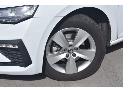 Skoda Scala 1.0 TSI 95PK Business Edition DSG | CAMERA | NAVIGATIE | APP. CONNECT | ADAPT. CRUISE | FULL LED ... ActivLease financial lease