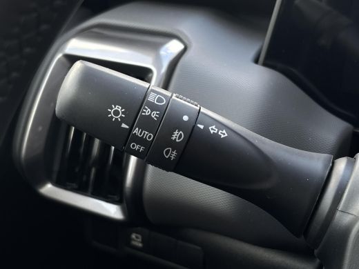 Suzuki e Vitara 61kWH Style 100% Electrisch | Panoramadak | 19inch LM Velgen | Parkeersensoren voor en achter | ActivLease financial lease