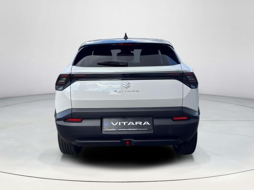 Suzuki e Vitara 61kWH Style 100% Electrisch | Panoramadak | 19inch LM Velgen | Parkeersensoren voor en achter | ActivLease financial lease