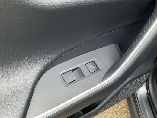 Toyota RAV4 2.5 Hybrid AWD Plug-in Leer Stoel/Stuurverw Carplay Trekhaak Keyless PHEV ActivLease financial lease