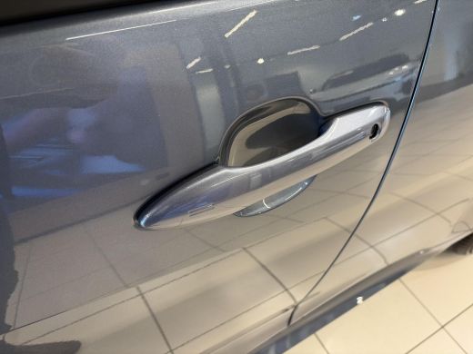 Toyota Yaris 1.5 Hybrid 115 Dynamic comfort ActivLease financial lease