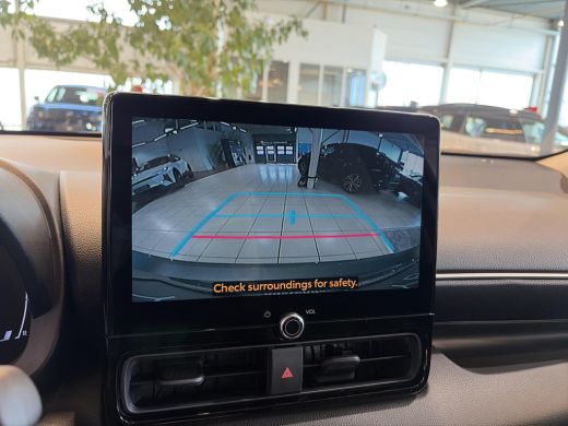 Toyota Yaris 1.5 Hybrid 115 Dynamic comfort ActivLease financial lease