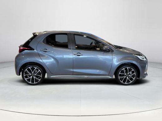Toyota Yaris 1.5 Hybrid 115 Dynamic comfort ActivLease financial lease
