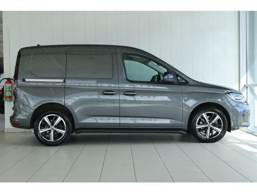 Volkswagen Caddy 2.0 TDI | Cruise Control | Camera | LED | Betimmering | Side Bars | Navi | Carplay | Leder | Virt... ActivLease financial lease