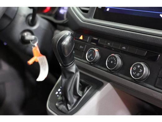 Volkswagen Crafter 2.0 TDI DSG AUTOMAAT BAKWAGEN BE CLIXTAR ActivLease financial lease