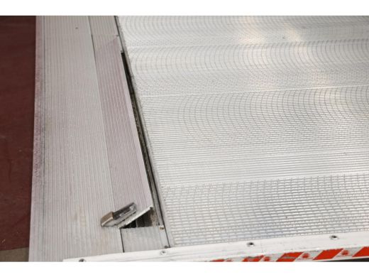 Volkswagen Crafter 2.0 TDI DSG AUTOMAAT BAKWAGEN BE CLIXTAR ActivLease financial lease