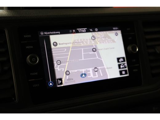 Volkswagen Crafter 2.0 TDI DSG AUTOMAAT BAKWAGEN BE CLIXTAR ActivLease financial lease