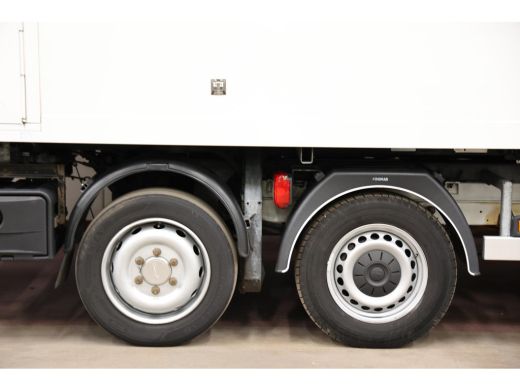 Volkswagen Crafter 2.0 TDI DSG AUTOMAAT BAKWAGEN BE CLIXTAR ActivLease financial lease