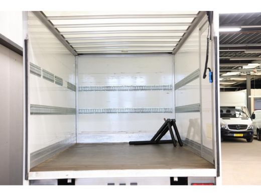 Volkswagen Crafter 2.0 TDI DSG AUTOMAAT BAKWAGEN BE CLIXTAR ActivLease financial lease