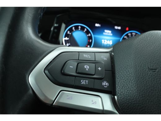 Volkswagen Golf 1.0 TSI Life Business 5 Deurs hb, Navigatie, Airco, ActivLease financial lease