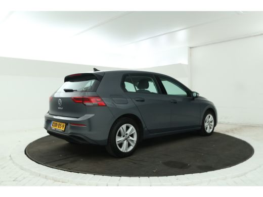 Volkswagen Golf 1.0 TSI Life Business 5 Deurs hb, Navigatie, Airco, ActivLease financial lease