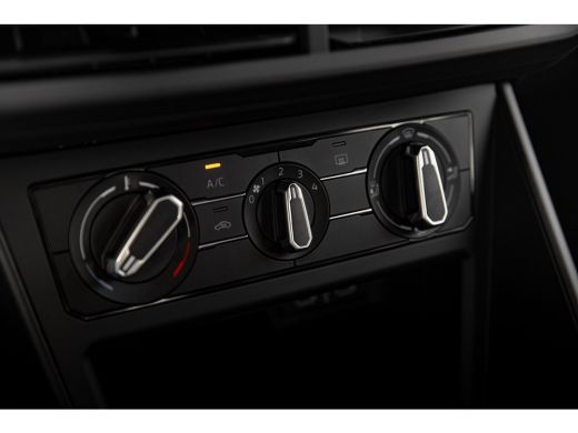 Volkswagen Polo Edition | 'App-Connect' smartphone integratie | Achterlichten LED | Afstandscontrolesysteem (Fron... ActivLease financial lease