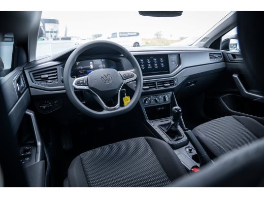 Volkswagen Polo Edition | 'App-Connect' smartphone integratie | Achterlichten LED | Afstandscontrolesysteem (Fron... ActivLease financial lease