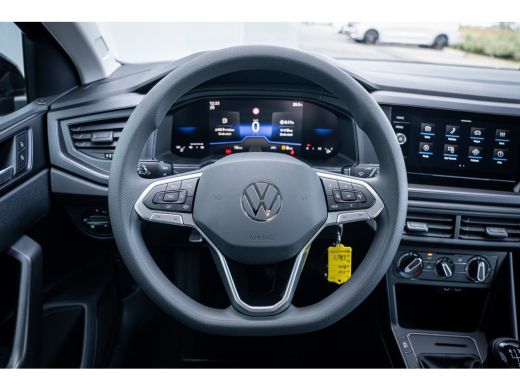 Volkswagen Polo Edition | 'App-Connect' smartphone integratie | Achterlichten LED | Afstandscontrolesysteem (Fron... ActivLease financial lease