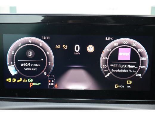 Volkswagen T-Roc Life First Edition | 'App-Connect' draadloze smartphone integratie | Automatische afstandsregelin... ActivLease financial lease