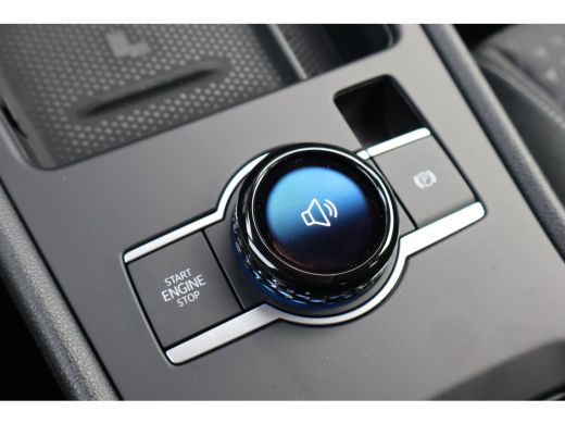 Volkswagen T-Roc Life First Edition | 'App-Connect' draadloze smartphone integratie | Automatische afstandsregelin... ActivLease financial lease
