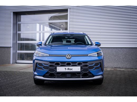 Volkswagen T-Roc Life First Edition | 'App-Connect' draadloze smartphone integratie | Automatische afstandsregelin... ActivLease financial lease