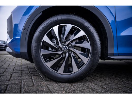 Volkswagen T-Roc Life First Edition | 'App-Connect' draadloze smartphone integratie | Automatische afstandsregelin... ActivLease financial lease