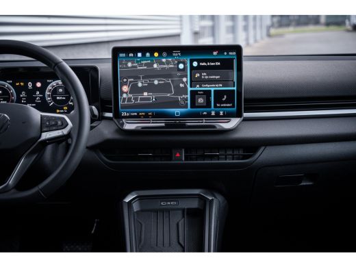 Volkswagen T-Roc Life First Edition | 'App-Connect' draadloze smartphone integratie | Automatische afstandsregelin... ActivLease financial lease