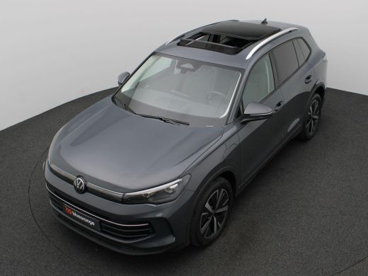 Volkswagen Tiguan 1.5 eHybrid Life Edition 204PK DSG Pano-Schuifdak, Trekhaak, 19" LM Velgen, Navi via apple carpla... ActivLease financial lease