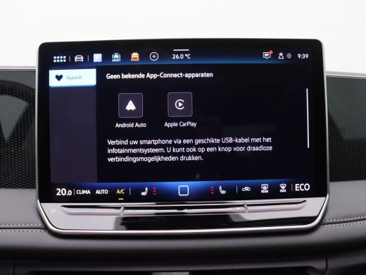 Volkswagen Tiguan 1.5 eHybrid Life Edition 204PK DSG Pano-Schuifdak, Trekhaak, 19" LM Velgen, Navi via apple carpla... ActivLease financial lease