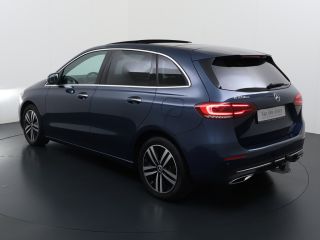 Mercedes-Benz B-Klasse 250e Luxury // Trekhaak // Panorama dak // Camera // MultiBeam LED // Sfeerverlichting // Stoelve...