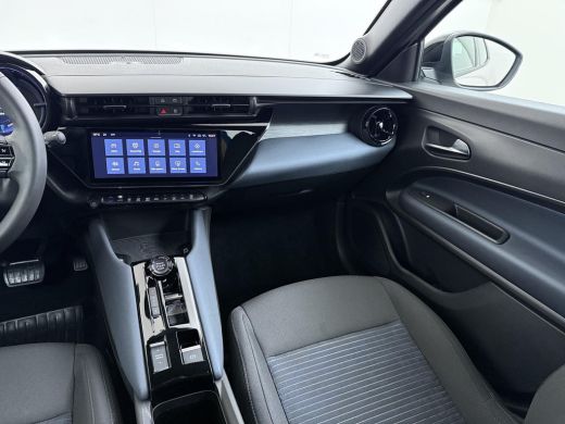 Alfa Romeo Junior Elettrica 54 kWh | 15.000KM!! | FABRIEKSGARANTIE | APPLE CARPLAY| ANDROID AUTO| UNIEKE KLEUR! | A... ActivLease financial lease