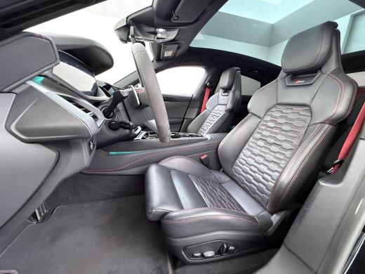 Audi e-tron GT RS 93 kWh | SOH 100%!!!!| PANO | 21 INCH | STOELVENTILATIE & MASSAGE | BANG & OLUFSEN | 360 CAMER... ActivLease financial lease