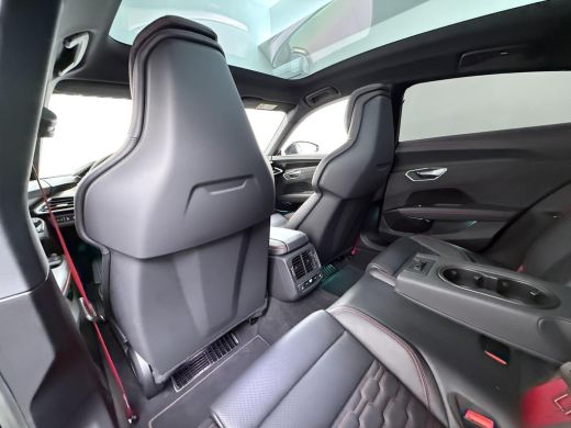 Audi e-tron GT RS 93 kWh | SOH 100%!!!!| PANO | 21 INCH | STOELVENTILATIE & MASSAGE | BANG & OLUFSEN | 360 CAMER... ActivLease financial lease