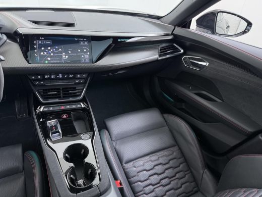 Audi e-tron GT RS 93 kWh | SOH 100%!!!!| PANO | 21 INCH | STOELVENTILATIE & MASSAGE | BANG & OLUFSEN | 360 CAMER... ActivLease financial lease