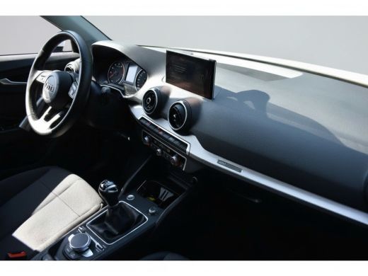 Audi Q2 30 TFSI 110PK PRO-LINE,CRUISE CAMERA/NAVI/LED ActivLease financial lease