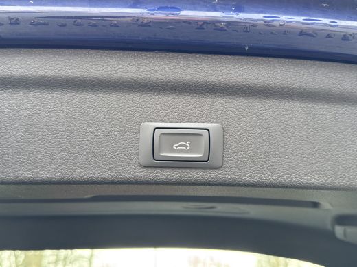 Audi Q3 45 TFSI e 245PK BUSINESS EDITION CARPLAY/ACC/STUURVERW. ActivLease financial lease