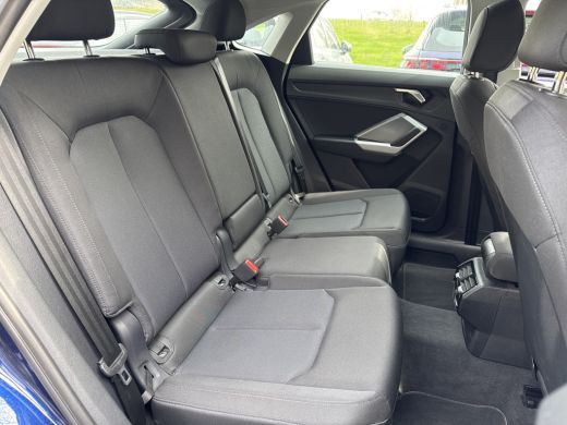 Audi Q3 45 TFSI e 245PK BUSINESS EDITION CARPLAY/ACC/STUURVERW. ActivLease financial lease
